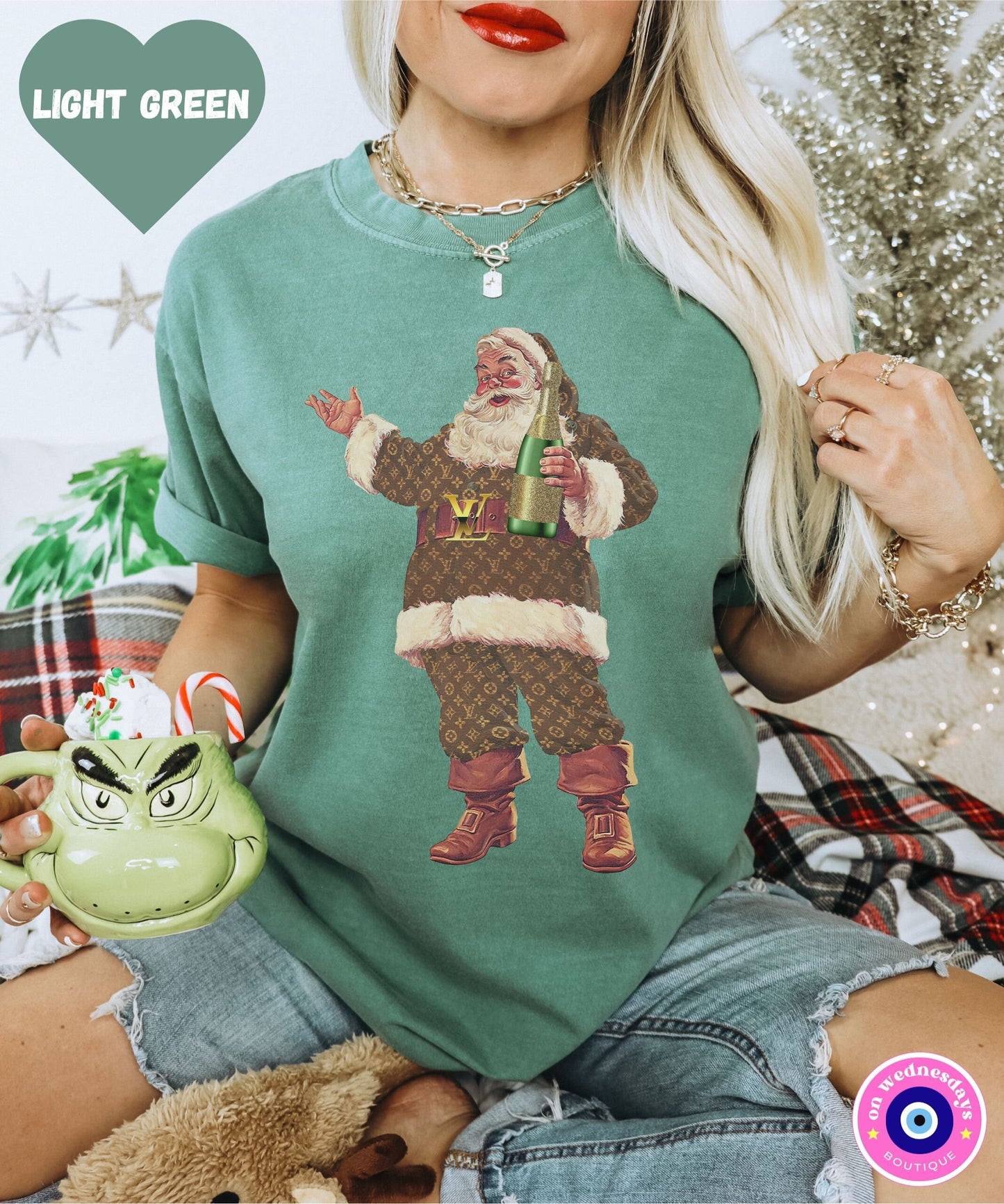 Cute Christmas Shirt with Santa, Santa Shirt, Women's Christmas Shirt, Vintage Christmas Tshirt, Santa Claus Shirt, Retro Christmas Shirt