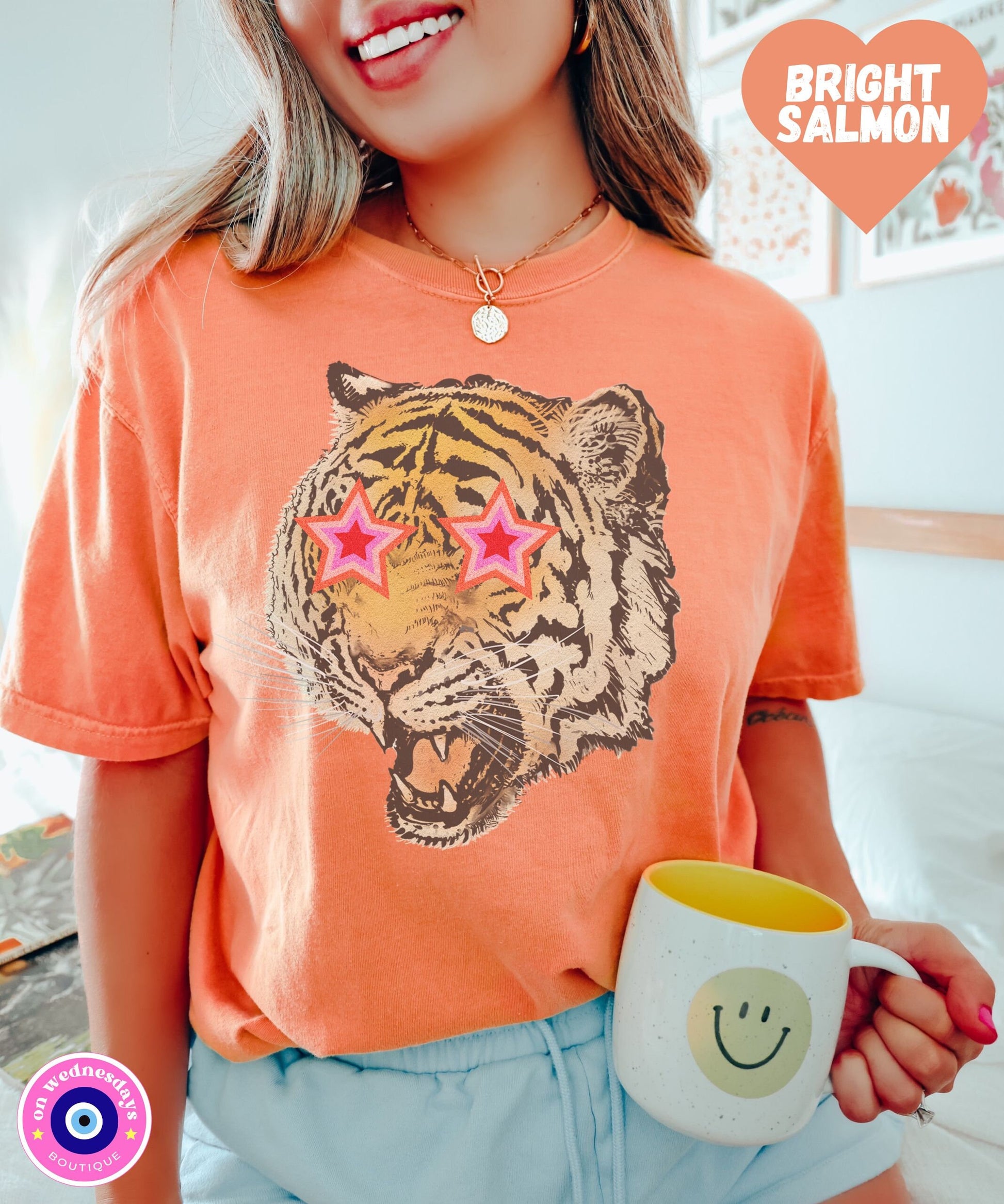 Tiger Graphic Tee, Oversized Shirt for Women, Tiger Face Shirt, Gift for Her, Trendy Women's Shirt, Retro Graphic Tshirt for Women