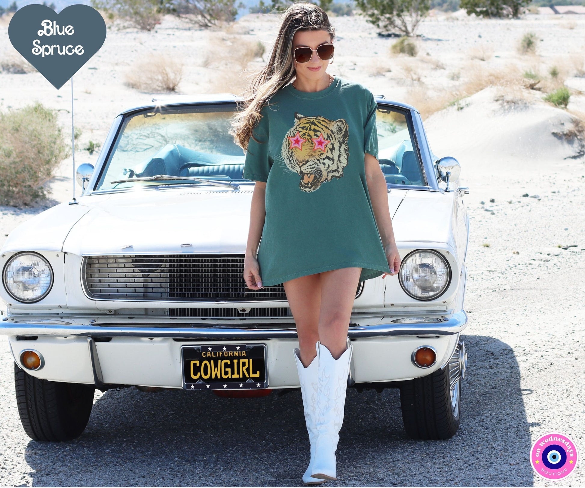 Tiger Graphic Tee, Oversized Shirt for Women, Tiger Face Shirt, Gift for Her, Trendy Women's Shirt, Retro Graphic Tshirt for Women