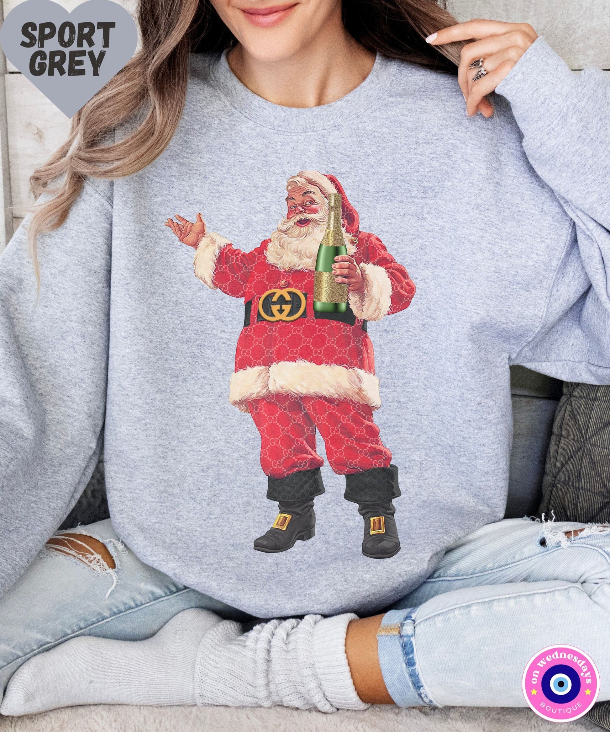 Santa Sweatshirt for Christmas, Holiday Sweater for Women, Retro Santa Crewneck, Classic Santa Shirt, Christmas Outfit, Christmas Gift