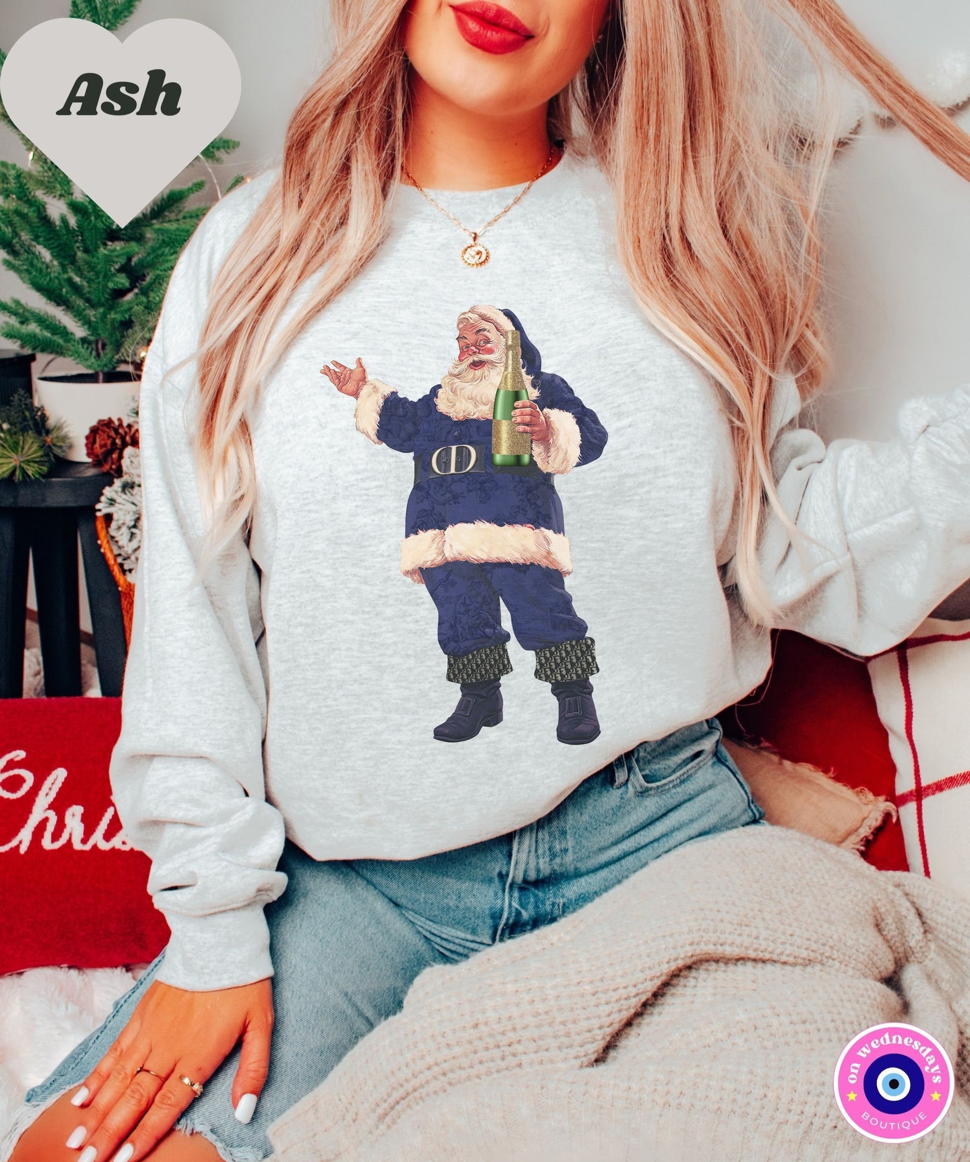 Retro Santa Sweatshirt for Women, Santa Crewneck, Vintage Santa Shirt, Holiday Party Sweatshirt, Cute Santa Sweatshirt, Christmas Gift